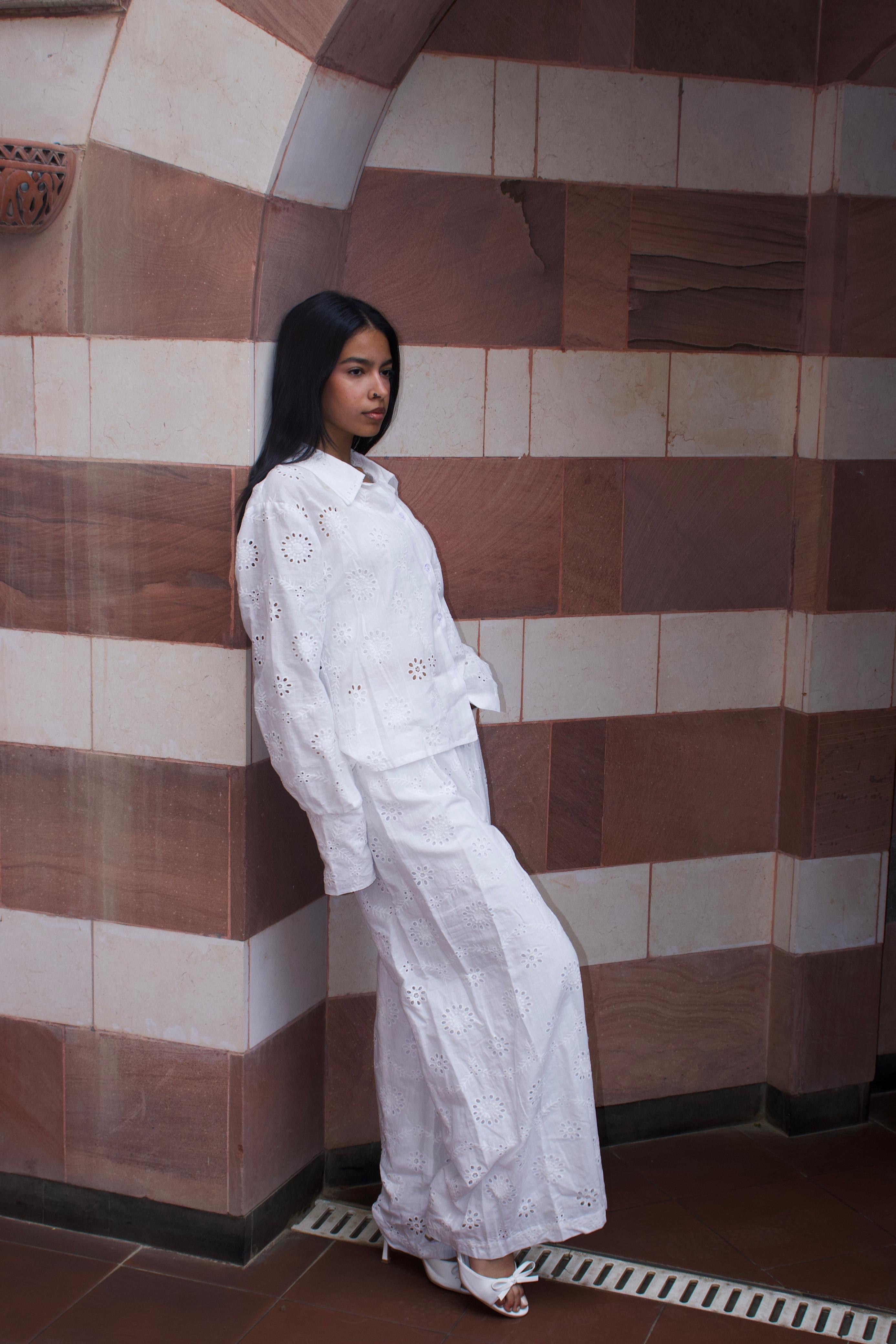 CUTWORK SET - WHITE