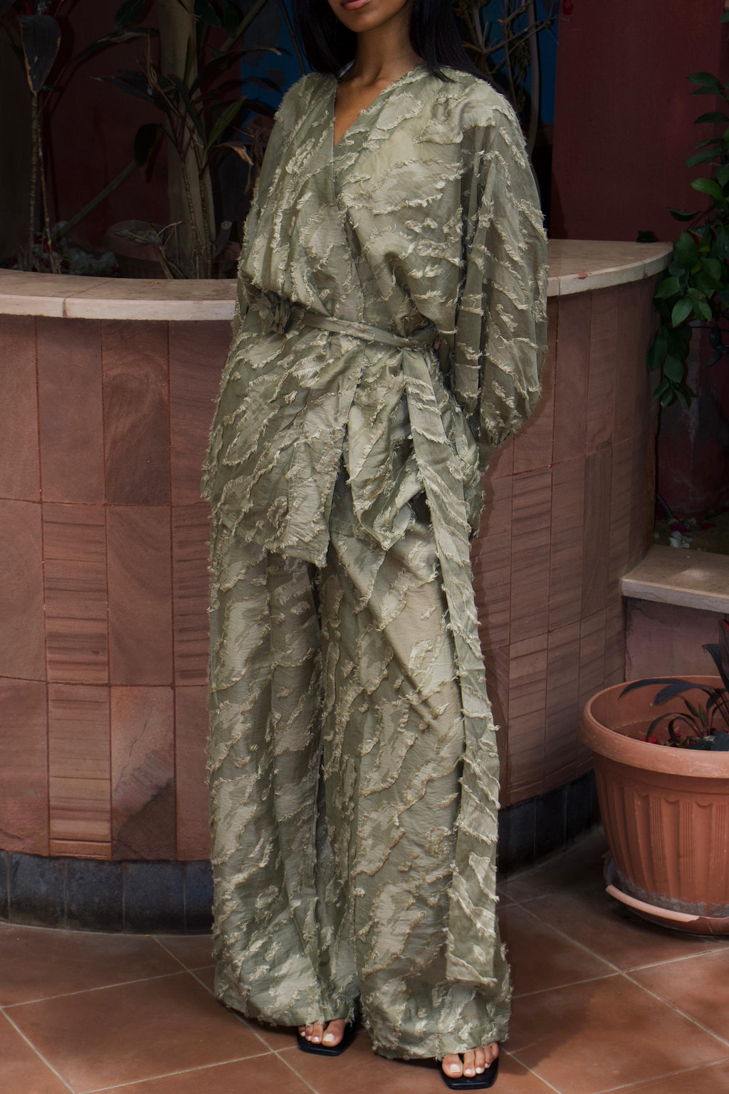 FLOWER SET - KHAKI