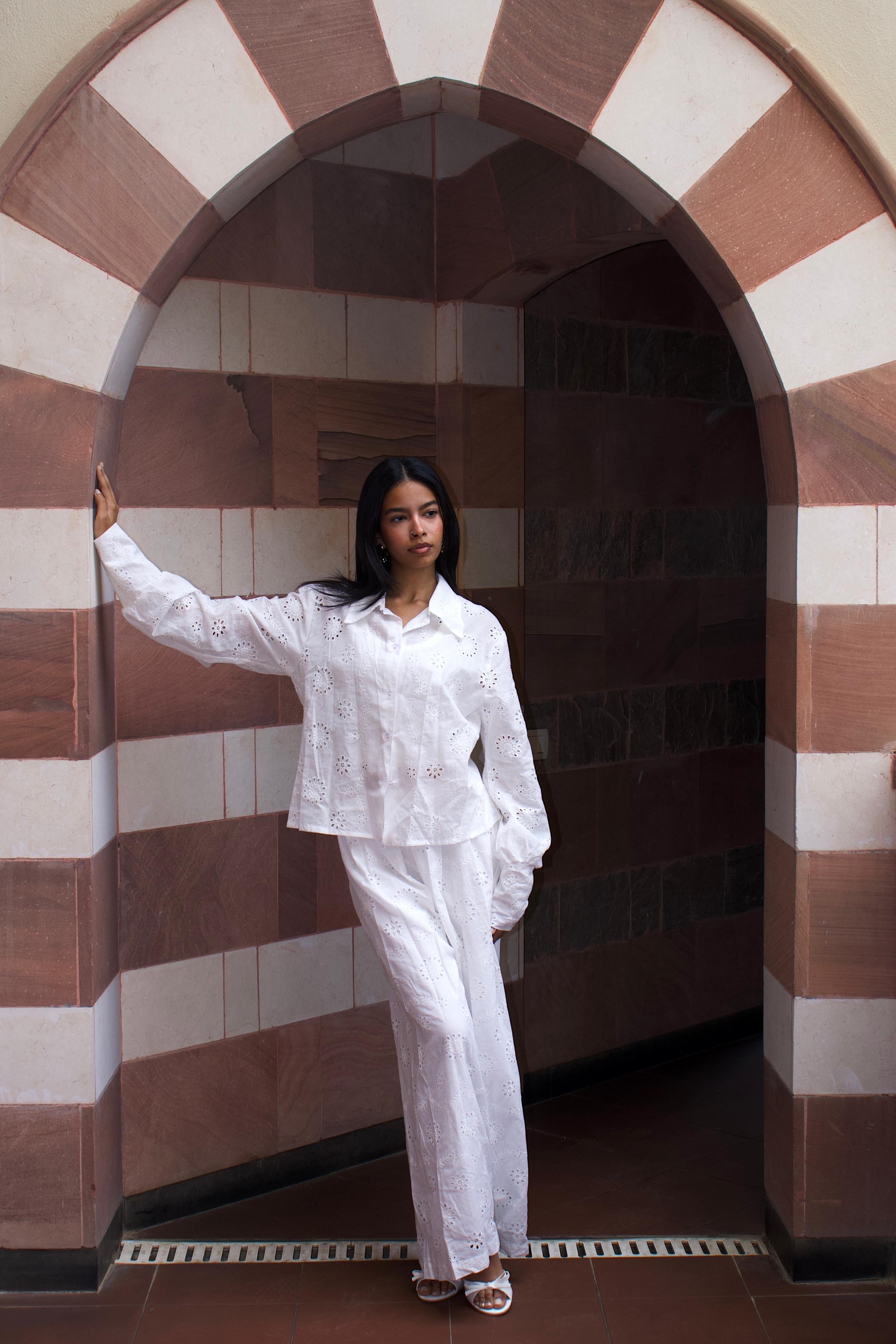 CUTWORK SET - WHITE